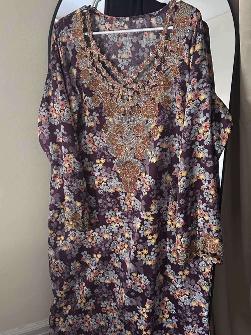 Embroidered Floral Purple mukhwar